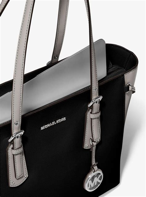 michael kors tasche voyager medium|Voyager Medium Two.